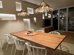 9 Beton Cire wand met nissen kleur 1